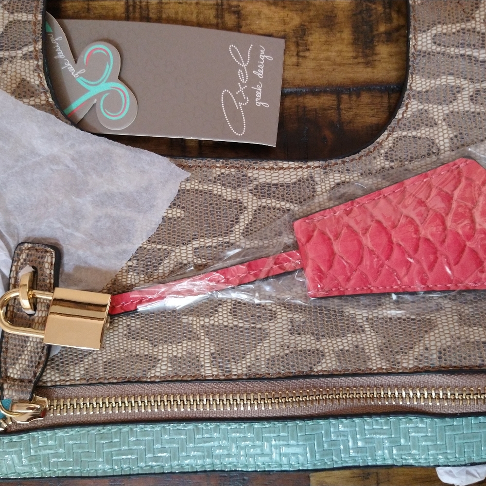 Handbag - Picture 5 of 6